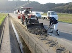 幹線排水路泥上げ処理