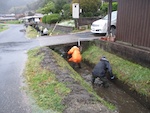 用水路の適正管理：防火用水路清掃